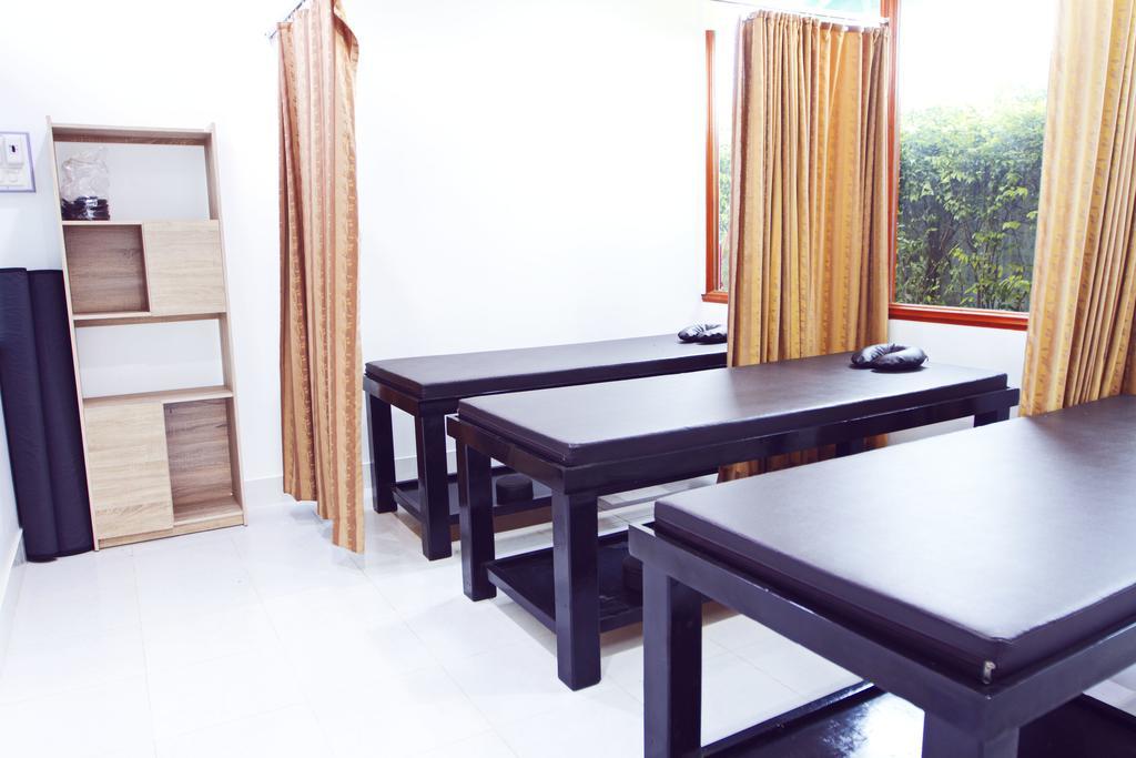 Vantage Health Resort Nong Prue Extérieur photo